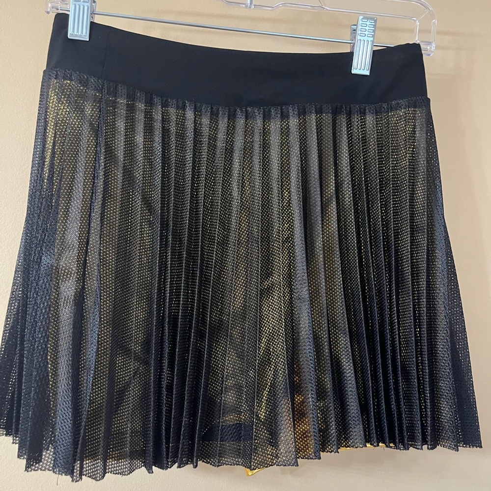 Sports Illustrated black&gold tennis skirt